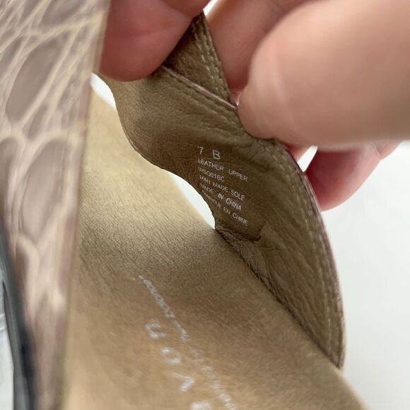 Aravon Quinn Sandals Women's Size 7 Brown Leather Thong Strap Sandal Comfy Croc - Picture 6 of 16